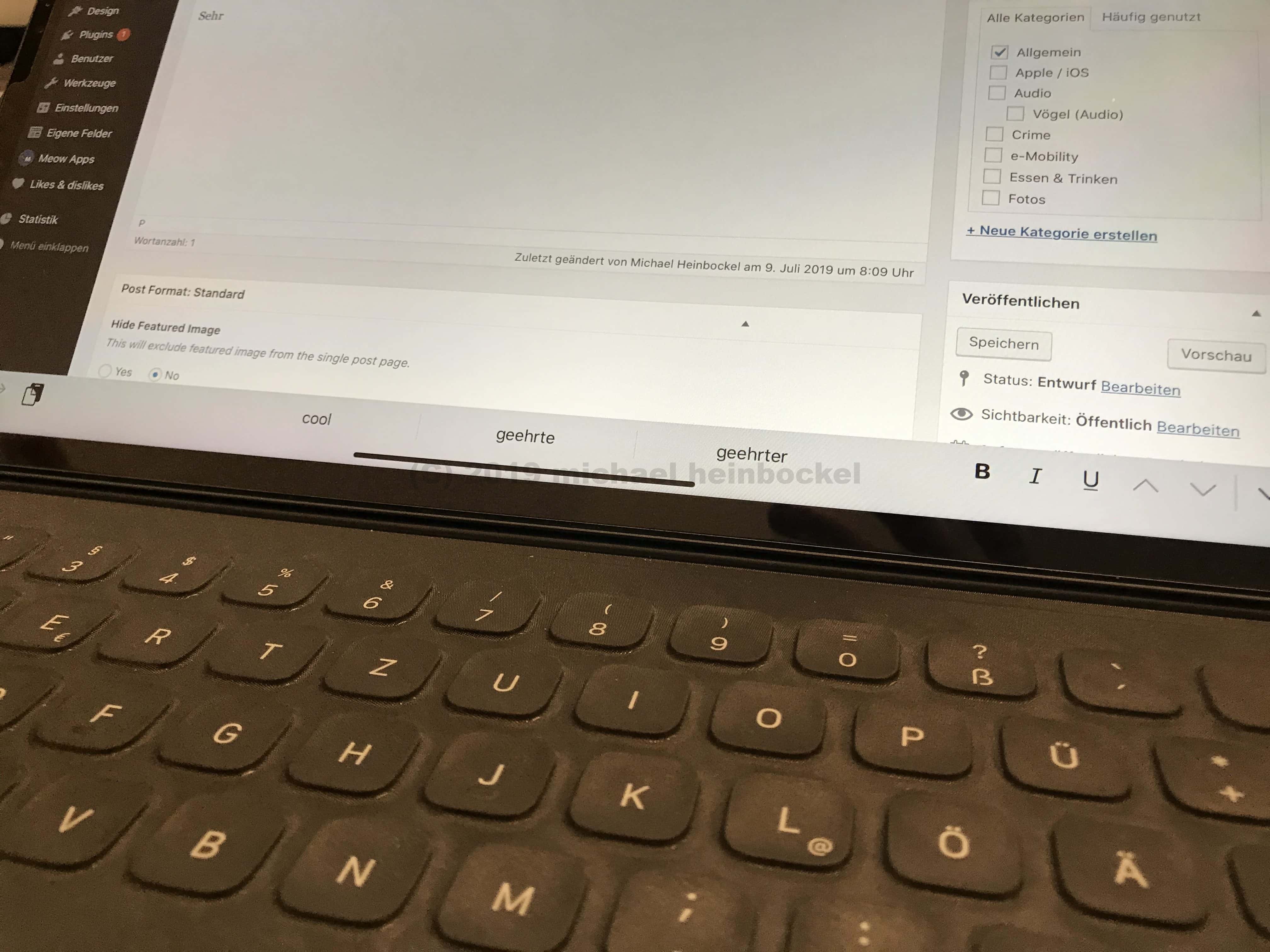 Accents auf dem Apple Smart Keyboard